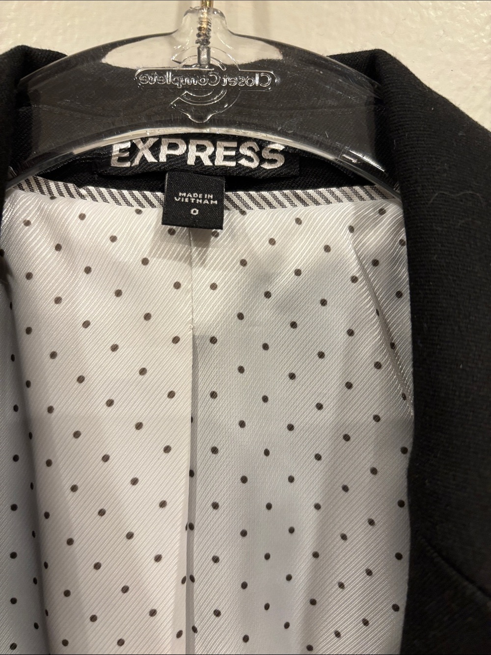 Express Black Single-Button Women's Blazer - Picture 2 of 3